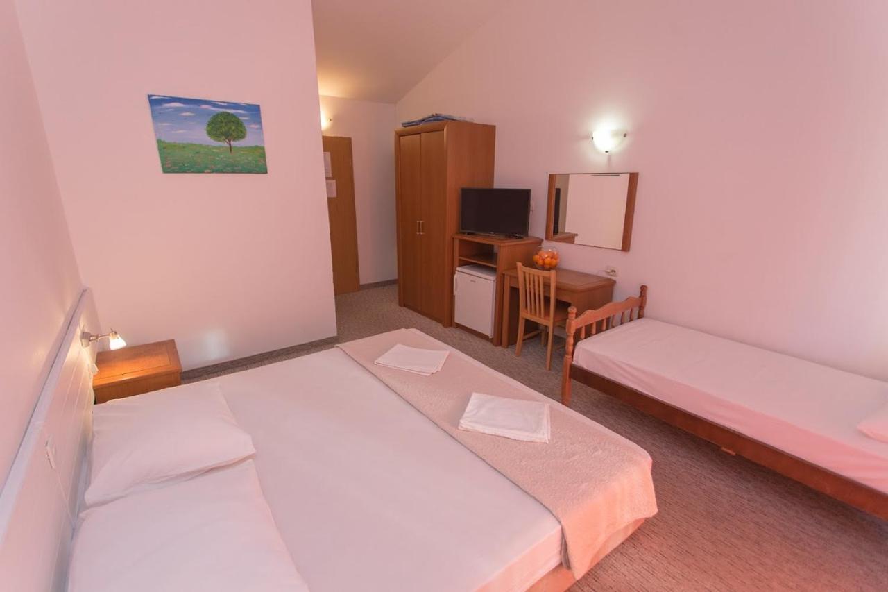 Apartmani Ana Mlini Kültér fotó