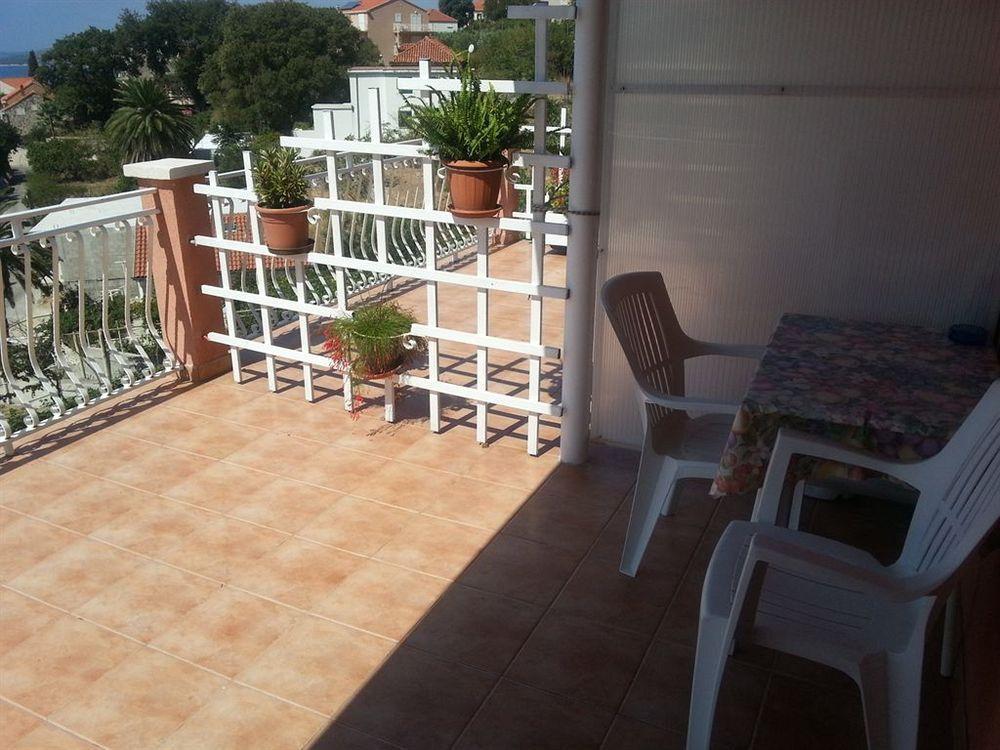 Apartmani Ana Mlini Kültér fotó
