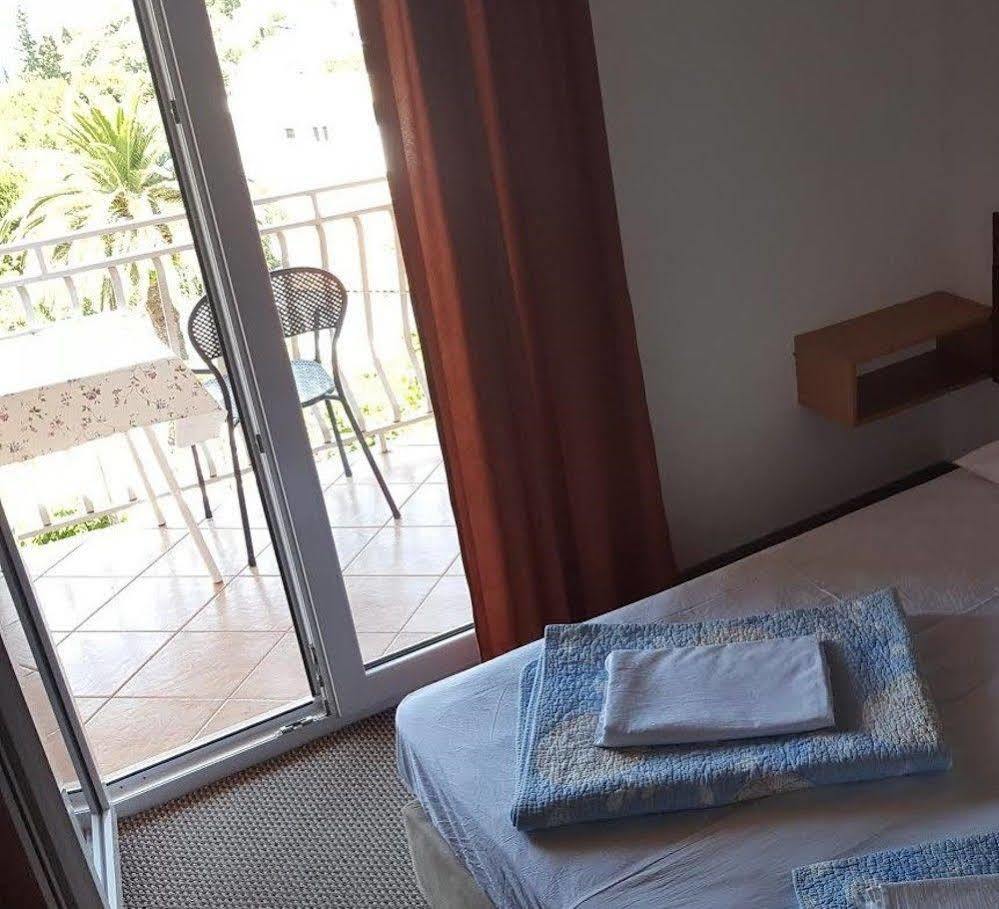Apartmani Ana Mlini Kültér fotó